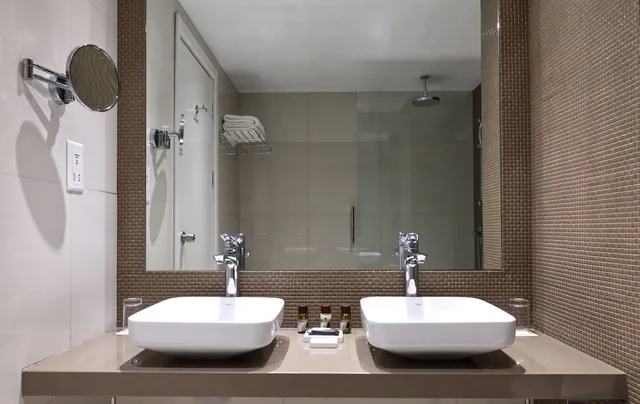 Standard room with inland view، Sunrise Beach Hotel 2/3