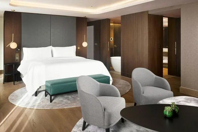 1 Bedroom, Roof Top, Presidential, Suite, King Bed, City View, Terrace, Top Floor، The Westin London City 2/3