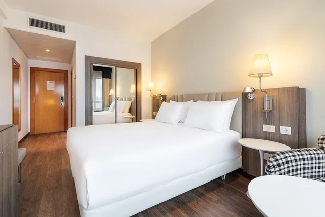 Room, Double Bed, Eurostars Atlantico 1/5