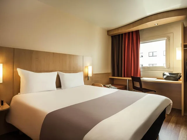 غرفة قياسية بسرير كوين، Ibis Paris Montmartre 18Eme 3/7