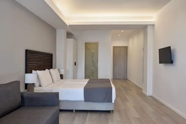 جناح جونيور بسريرين منفصلين بإطلالة على المسبح مع أريكة، Ariti Grand Hotel Corfu 5/9