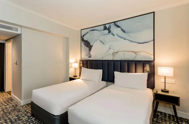 غرفة بسريرين منفصلين، Southern Sun Rosebank 2/8