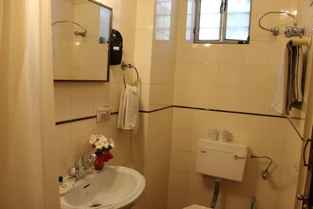 غرفة ديلوكس بسرير فردي، Hotel Madhuban 3/3