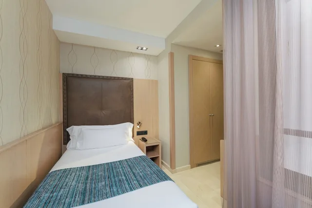 غرفة مفردة، Gotico Hotel 11/14