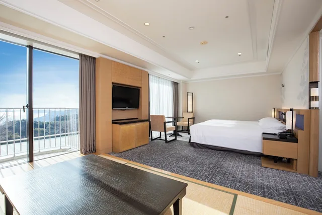 Room, Twin Beds, Pet Friendly, Hilton Odawara Resort And Spa 1/3