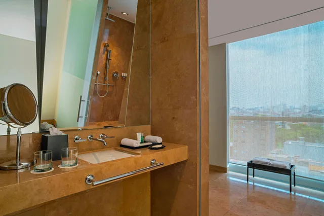غرفة بسرير كوين، The Westin Lima Hotel & Convention Center 5/6