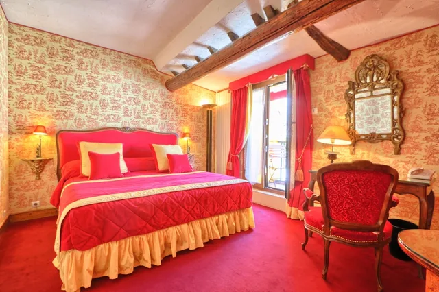 غرفة سوبيريور بسرير كوين بشرفة، Hotel des Orfevres 3/10
