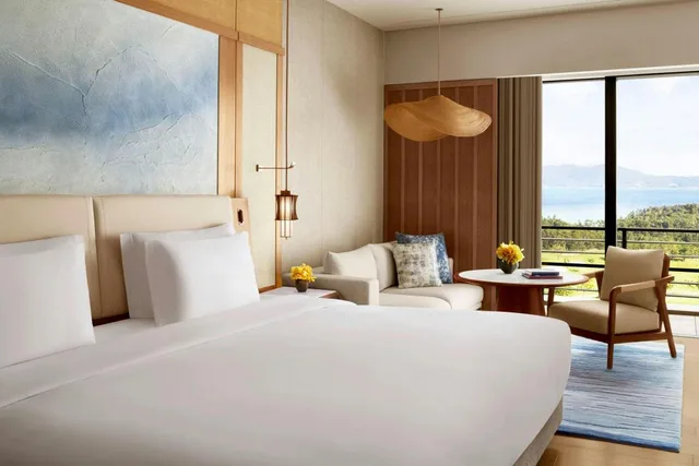 Bay, Guest Room, Deluxe, King Bed, Ocean View, Balcony, High Floor، The Ritz Carlton Okinawa 2/6