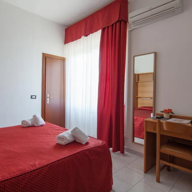 غرفة اقتصادية بسرير مزدوج أو سريرين منفصلين، Hotel Nella 2/10