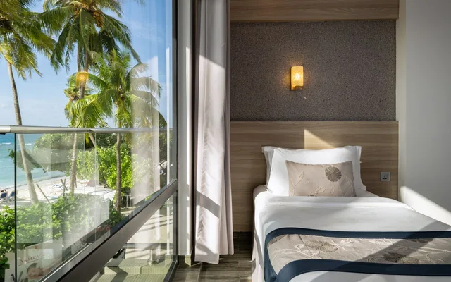 غرفة ديلوكس عائلية بإطلالة على البحر بشرفة، Kaani Grand Seaview 9/10
