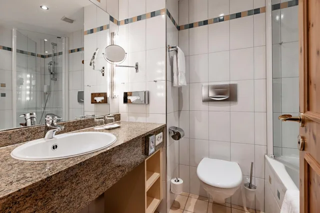 غرفة قياسية بسرير مزدوج أو سريرين منفصلين، Robinson Club Arosa 9/10