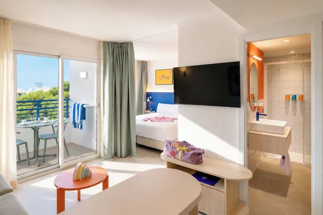 استوديو بسرير كوين، Coral Star Apartments 4/7