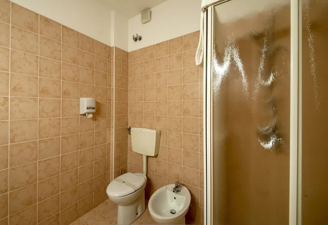 غرفة بسريرين منفصلين، Risthotel Airport 3/4