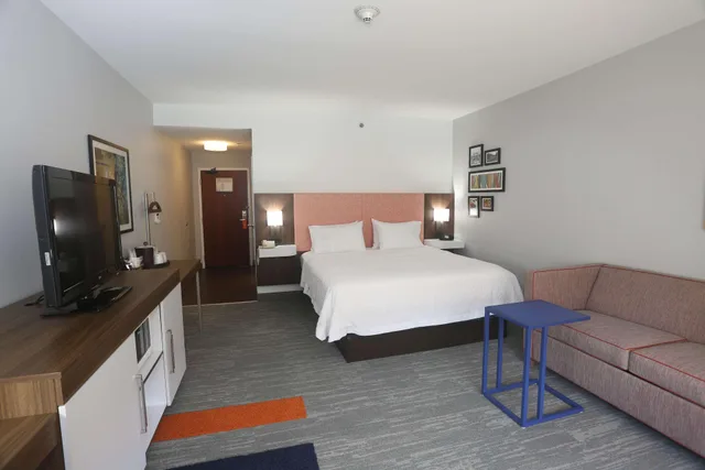 استوديو بسرير كينج، Hampton Inn Owego 2/3