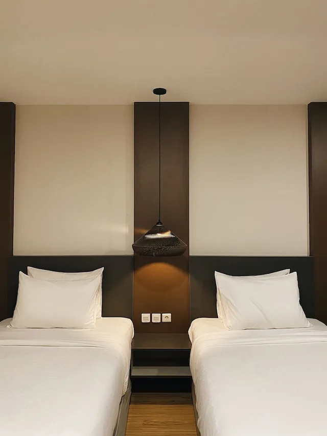 غرفة غراند بسريرين منفصلين وسرير كوين، Paradise Hotel Tarakan 2/3