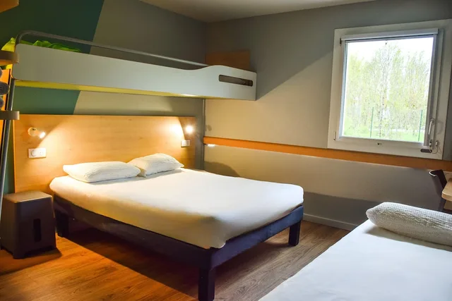 Room, Triple, Multiple Beds، Ibis Budget Rodez 6/10
