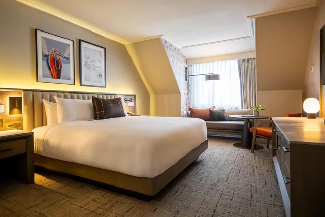 Exclusive, Fairmont Gold, King Bed, Lounge Access, Accessible، Fairmont Tremblant 1/4