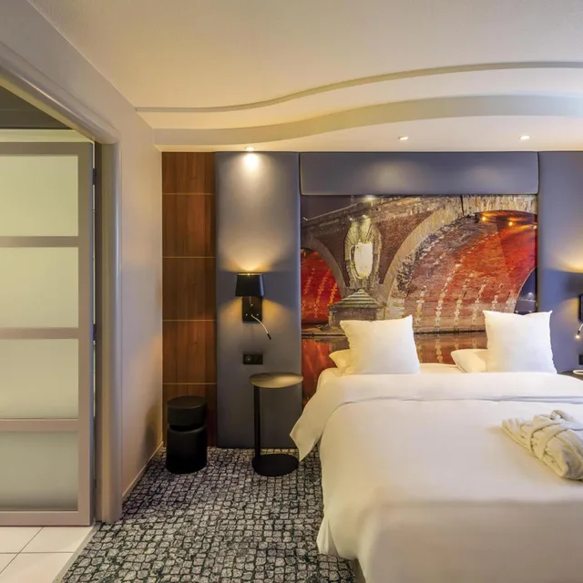 Superior, Suite, Sofa, Mercure Toulouse Centre Compans Hotel 1/9