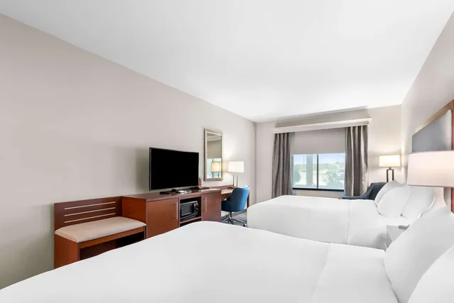 غرفة بسريرين كوين لذوي الإعاقة، Comfort Inn and Suites Mountain Iron And Virginia 1/4
