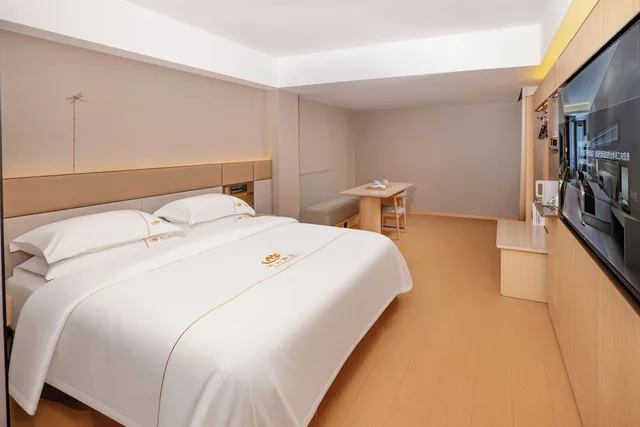 غرفة قياسية ثلاثية بثلاثة أسرّة، Junshan Hotel 8/10