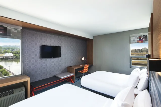 Aloft, 2 Queen Beds، Aloft Syracuse Inner Harbor 2/3