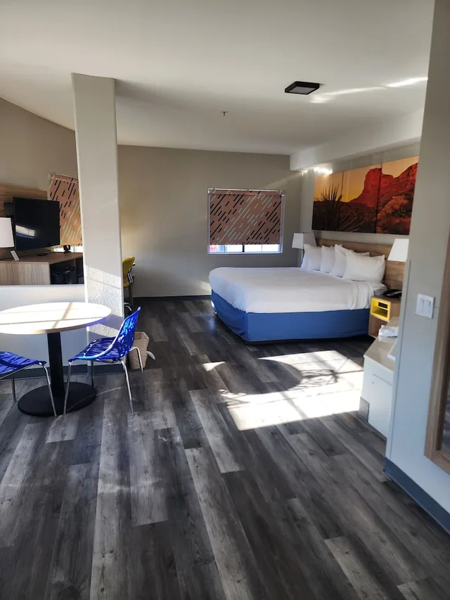جناح ديلوكس بسرير كينج، Days Inn & Suites by Wyndham Tucson/Marana 5/8