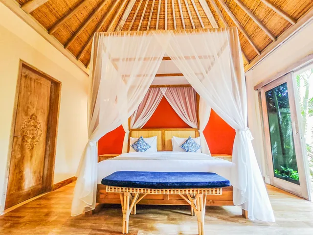فيلا بمسبح خاص، Seminyak Square Hotel 6/10