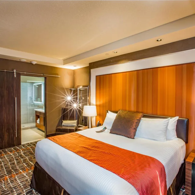 Tower, Spa, Standard, King Bed، Choctaw Casino & Resort Durant, a Wyndham Grand Hotel 5/6