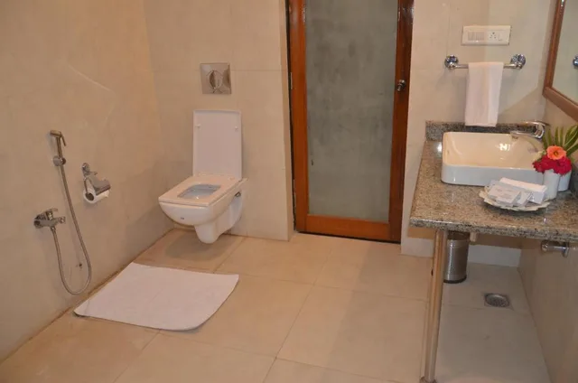 غرفة بريميير بشرفة، Justa Brij Bhoomi Nathdwara 6/7