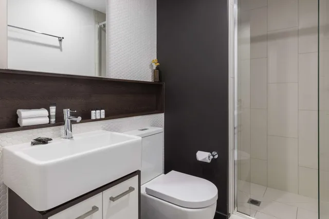 شقة بسريرين كوين بغرفتي نوم، Oaks Melbourne Southbank Suites 6/10