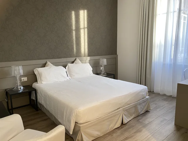 غرفة جونيور بسرير كينج، Villa Liberty 2/4