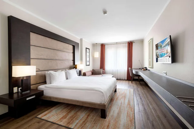 غرفة سوبيريور بسرير مزدوج، Ramada Plaza By Wyndham Istanbul City Center 1/7
