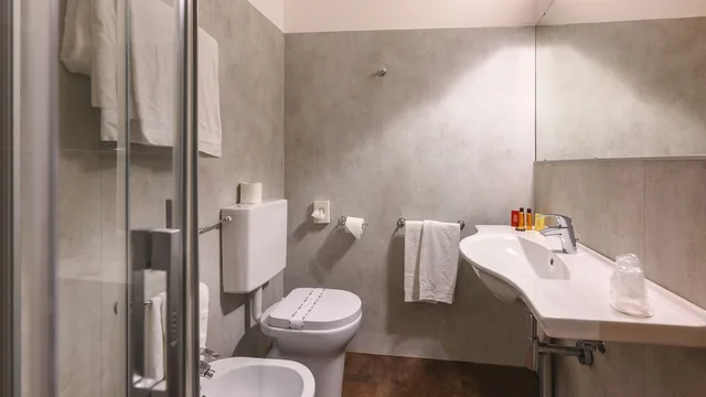 استوديو بسرير كوين وسرير فردي، Albergo Reggio 6/8