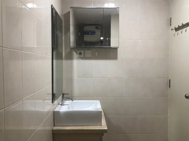 شقة اقتصادية بسرير كينج وسرير فردي بإطلالة على المدينة بغرفتي نوم، Sudirman Park Apartment By Merry 3/3