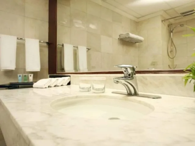 غرفة قياسية بسريرين مزدوجين مع دخول صالة النادي، Metropark Lido Hotel 4/4