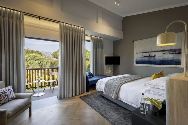 Classic, King Bed, The Peech Hotel 1/6