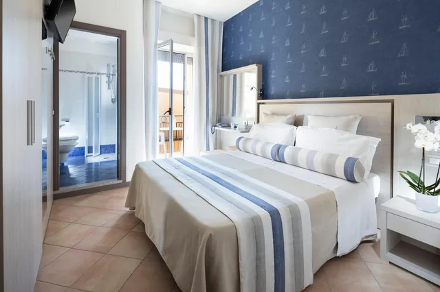 غرفة بسرير مزدوج أو سريرين منفصلين، Hotel Vanni 1/5