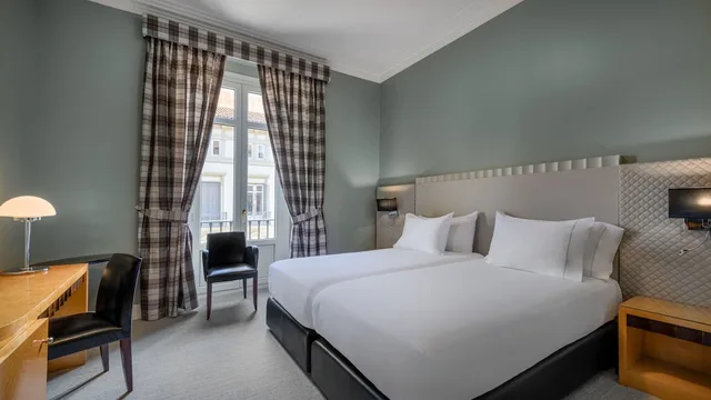 غرفة قياسية بسرير كوين، Hotel Larios Malaga 1/4