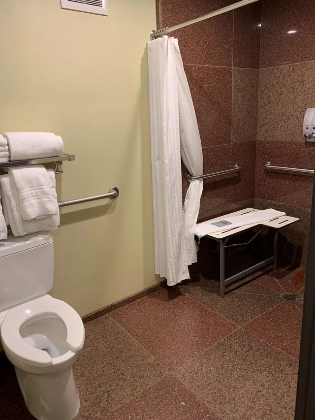غرفة قياسية بسريرين كوين لذوي الإعاقة، Best Western Snowcap Lodge 3/4