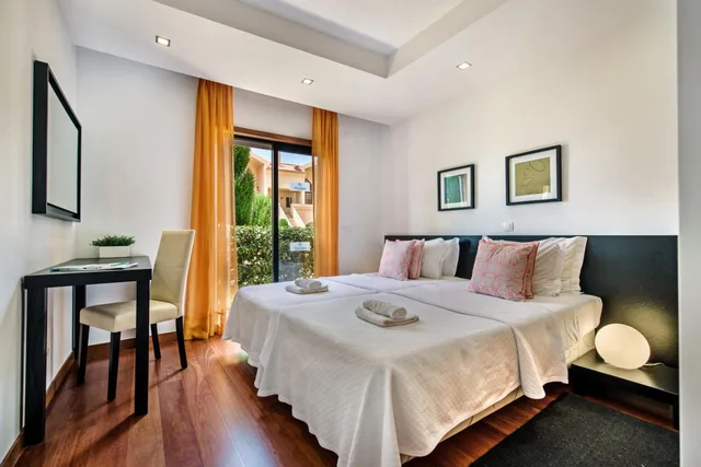 2 Bedrooms, Apartment, Double and Twin Beds, Pool Side، Baia da Luz Resort 1/3