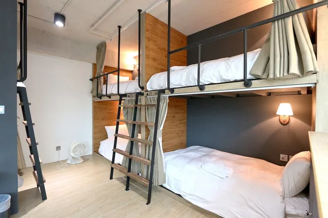 سكن مشترك مختلط بسرير مزدوج بحمام مشترك، Nk Hostel 1/3