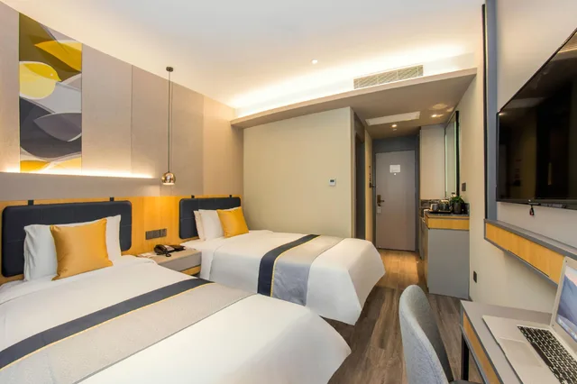 غرفة بسريرين منفصلين، Home Inn Changshou Road 1/1