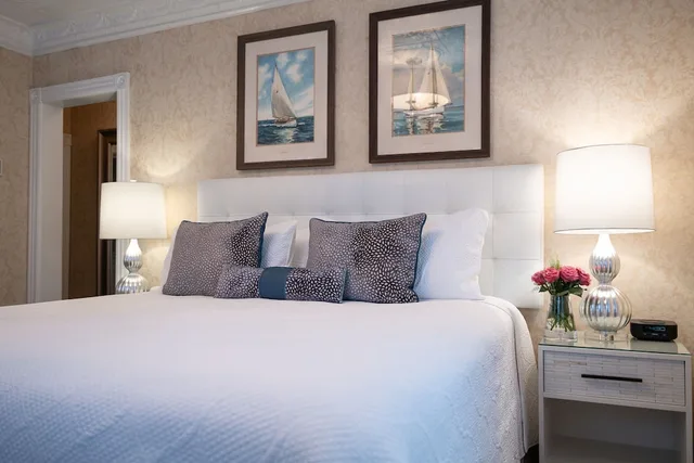 غرفة سوبيريور بسرير كينج، The Chateau Inn and Suites 2/6