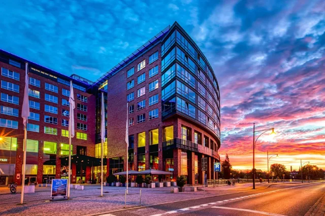 غرفة بريميوم بسرير مزدوج أو سريرين منفصلين بإطلالة على المرفأ، Radisson Blu Hotel Rostock 1/1