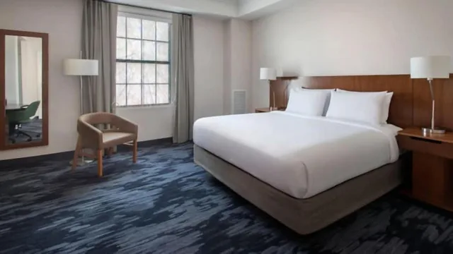 غرفة بسرير كينج، Fairfield Inn Suites By Marriott Albany Downtown 2/9