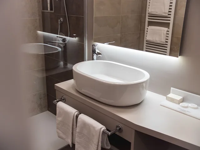 غرفة كلاسيكية بسرير مزدوج، HOTEL ARABA FENICE 6/7