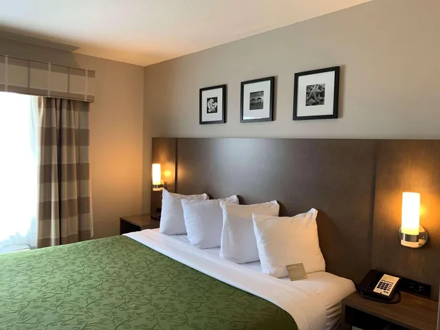 جناح بسرير كينج لذوي الإعاقة، Country Inn & Suites by Radisson Kenosha - Pleasant Prairie 1/7