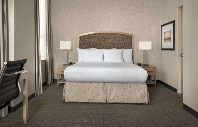 غرفة بسرير كوين، Doubletree Hotel New York City Chelsea 5/8
