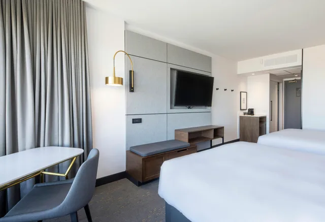 غرفة بسريرين كوين بإطلالة على الجبل، HILTON QUEBEC 2/3