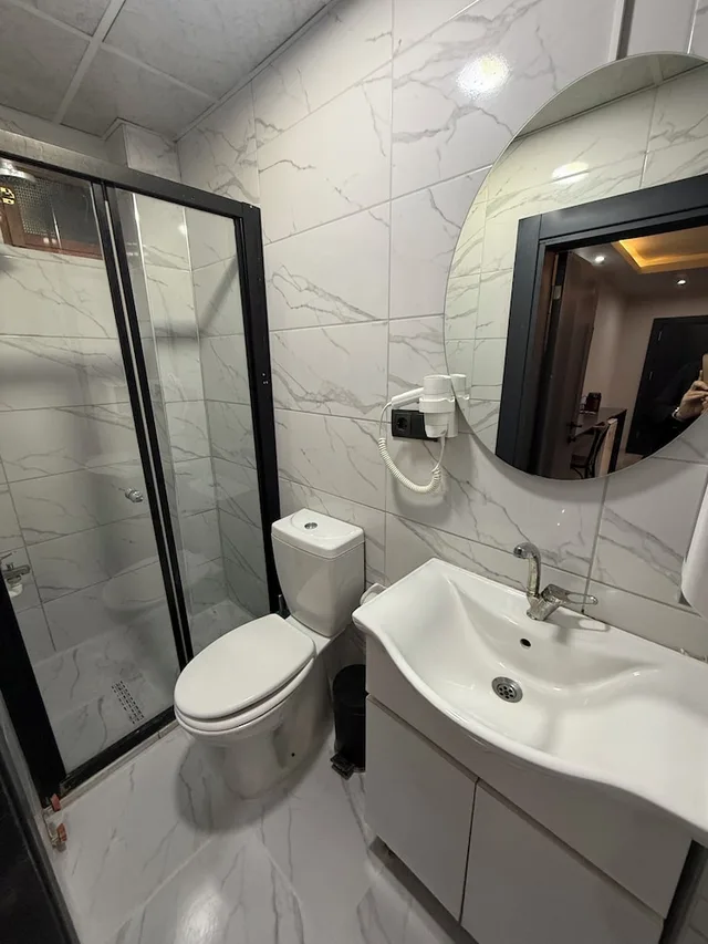 غرفة بسرير كوين، Comfort Suites Hotel 3/4